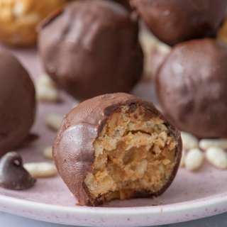 Chocolate Covered Crispy Rice Bites