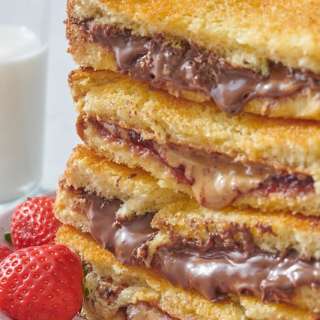 Air Fryer Peanut Butter and Jelly