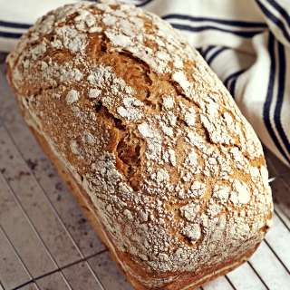 Easy Slow Cooker Sourdough Sandwich Bread