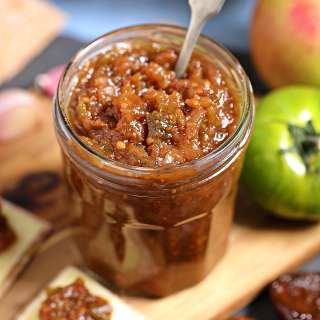 Easy Green Tomato Chutney with Fig