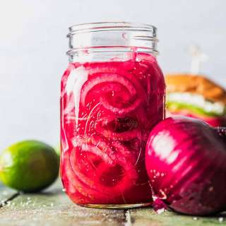 Mexican Pickled Onions (Cebollas Encurtidas)