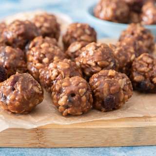 Chewy Granola Balls