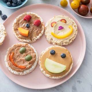 Rice Cracker "Face" Sandwiches