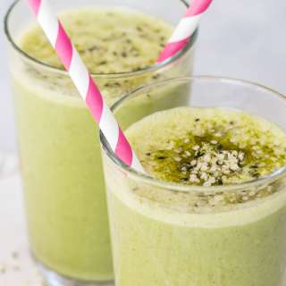 Matcha Vanilla Date Smoothie