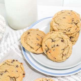 Bakery Chocolate Chip Cookies