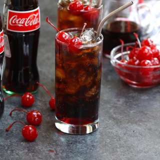 Roy Rogers Drink {the Easiest Mocktail Recipe}
