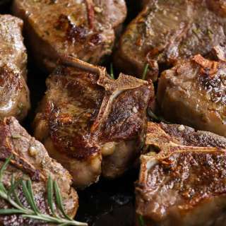 Sous Vide Lamb Chops Recipe (+VIDEO)