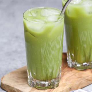 Iced Pineapple Matcha Drink Recipe (with VIDEO)