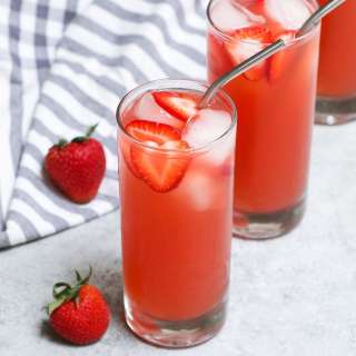 Strawberry Acai Refresher Recipe (+VIDEO)