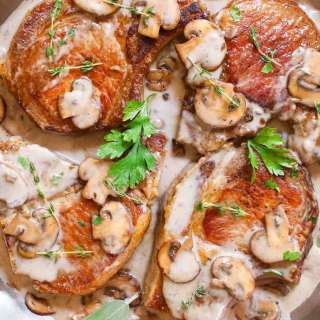 15 Best Campbell Soup Recipes (Cream of Mushroom Pork Chops Recipe + More)