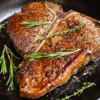 15 Best Steak Dinner Ideas (Easy Porterhouse Steak Recipe & More)