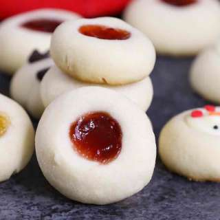 15 Best Christmas Cookies (Thumbprint Cookies Recipe & More)