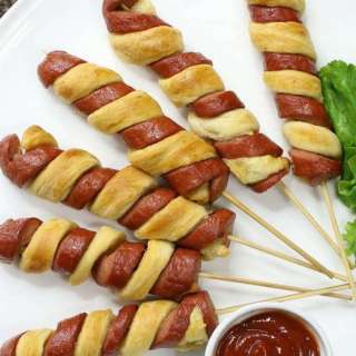 Easy Crescent Roll Hot Dogs