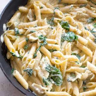 One-Pan Spinach Artichoke Pasta