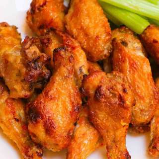 Easy Picnic Ideas: Habanero Chicken Wings Recipe