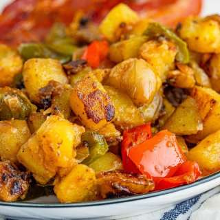 Loaded Benedict Breakfast Potatoes