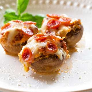 Pizza Stuffed Mushrooms