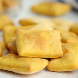 Air Fryer Dog Treats - Peanut Butter Pumpkin!
