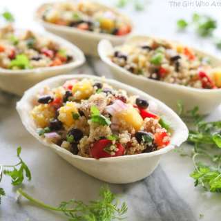 Mango Black Bean Chicken Quinoa Bowls