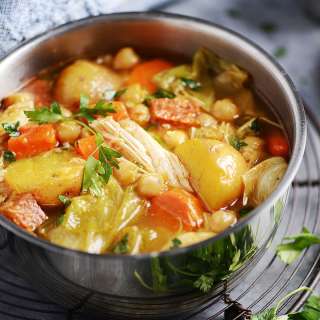 Cocido de Garbanzos (Spanish Chickpea Soup)
