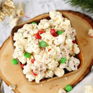 White Chocolate Cake Popcorn