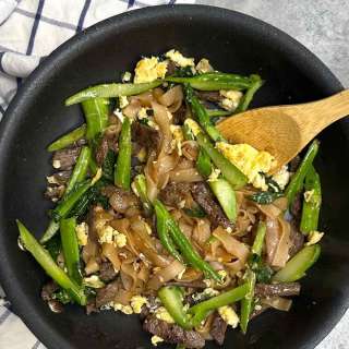Wide Rice Noodles with Pad See Ew Sauce