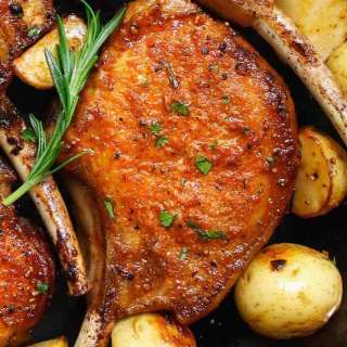 What to Serve with Pork Chops: Steamed Broccoli Recipe