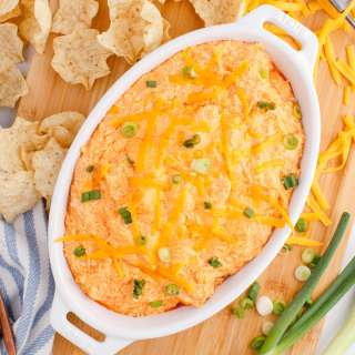 Cheesy Buffalo Chicken Dip