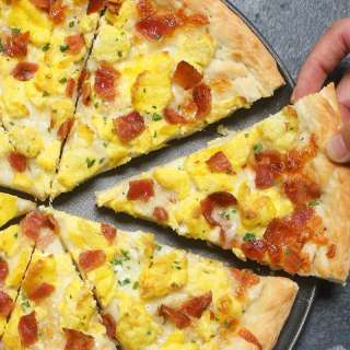 Easy Breakfast Pizza for Dinner