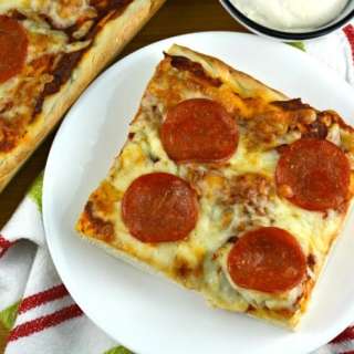 Quick and Easy Homemade Pizza in One Hour