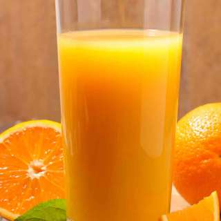 Best Breakfast Drinks (Orange Juice Recipe and More)