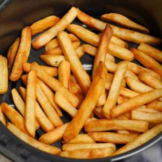 How to Reheat Leftover French Fries For the Best Result