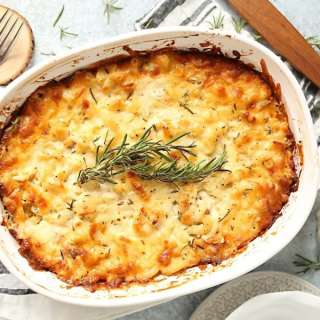 Easy Rosemary Macaroni and Cheese