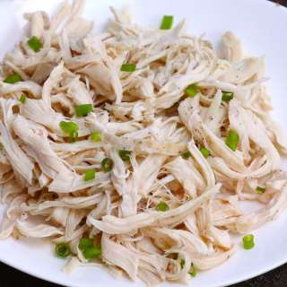 Juicy Sous Vide Shredded Chicken Recipe