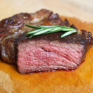 Sous Vide Steak (Temperature and Time Guide)