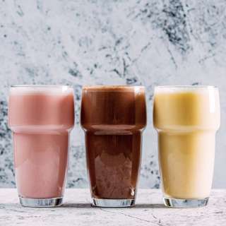 Copycat McDonald’s Milkshake (Vanilla, Chocolate or Strawberry)