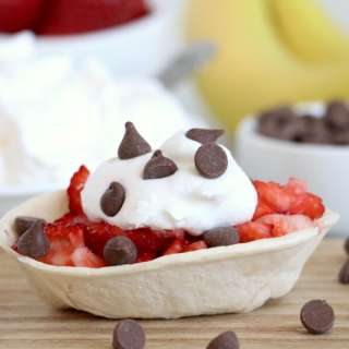 Easy Banana Split Tacos
