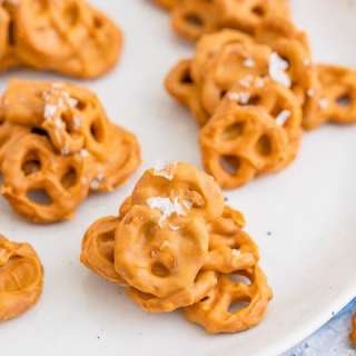 No Bake Pretzel Cookies