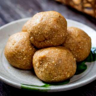 Keto Peanut Butter Balls Recipe
