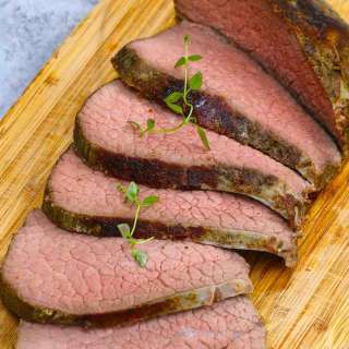 Sous Vide Eye of Round Roast Beef Recipe