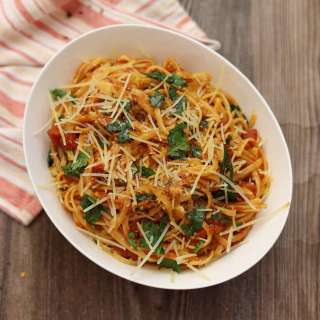 Easy Spaghetti with Tomato Sauce