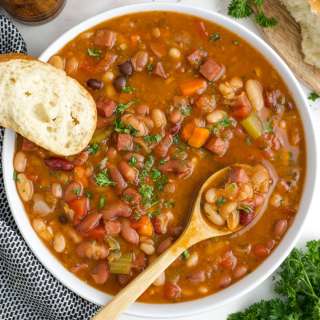 Slow Cooker 15 Bean Soup