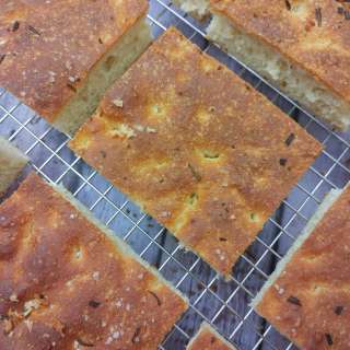 Easy Rosemary Focaccia Bread