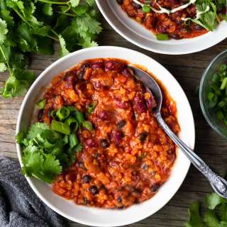 Easy Stovetop Chili Recipe (Vegan Homestyle Chili)
