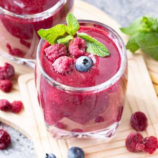 Healthy Blueberry and Raspberry Smoothie (Dairy-Free, No Banana)