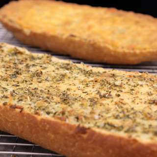 Easy Pan de Ajo