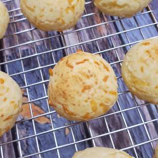 Easy Pão de Queijo