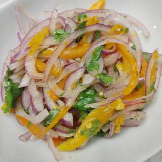 Easy Peruvian Salsa Criolla