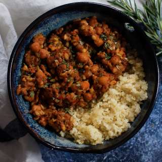 Lamb and Chickpea Chilli with Freekeh