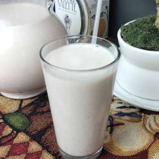 Easy Strawberry Horchata